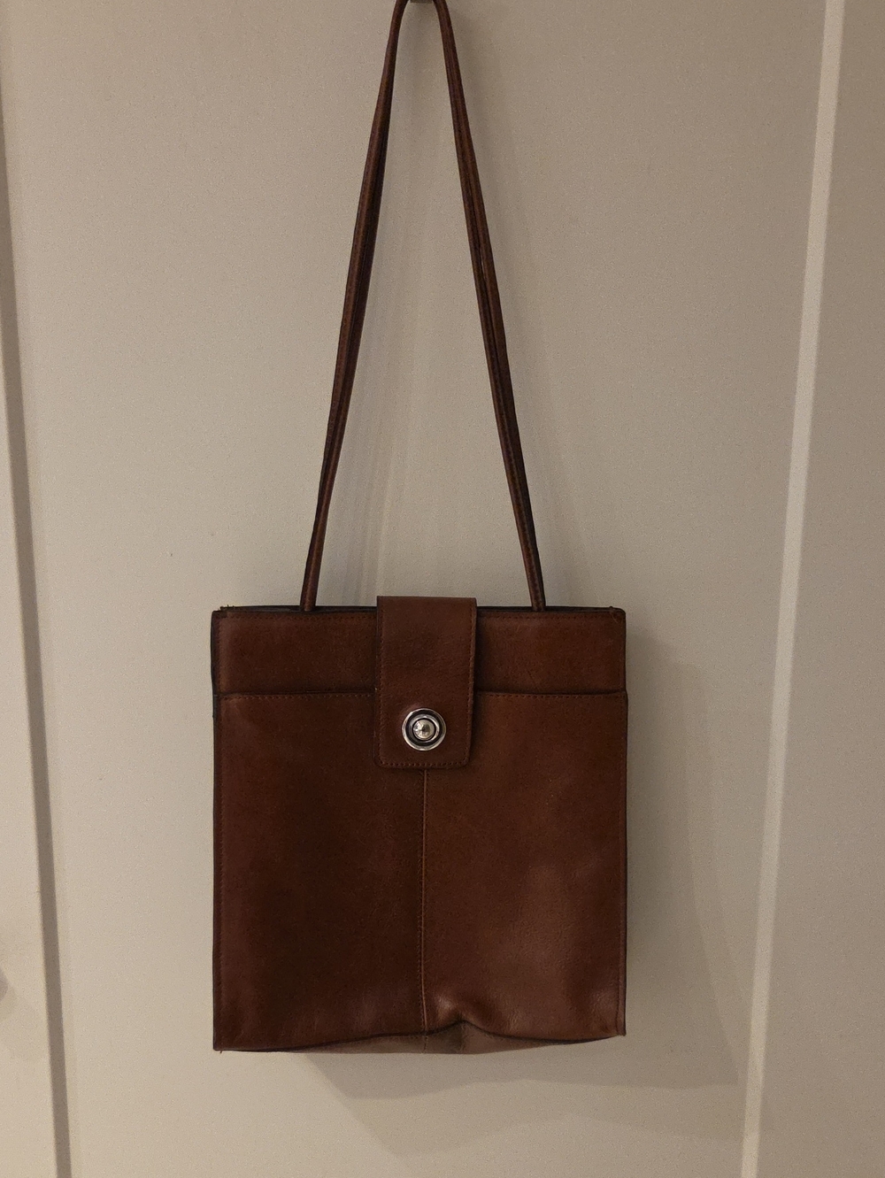 Brown Leather Shoulder Bag with Magnet Closure - Wilsons leather